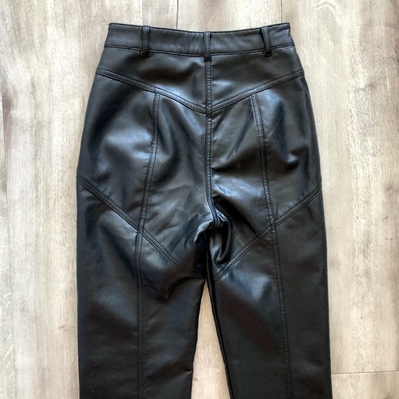 Wilfred, Aritzia, Rebel, Faux Vegan Leather, High Rise, Pants, Size 0 - Picture 6 of 16